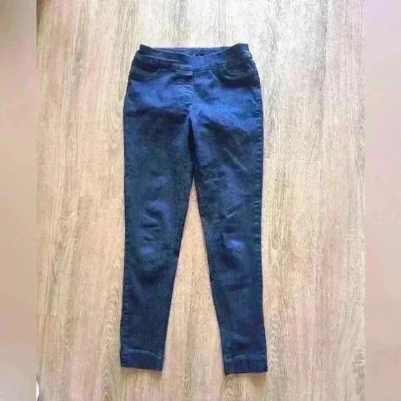 Venus Women's Jeans High Waist Dark Denim Skinny Leg Size Small NWOT - Picture 1 of 5